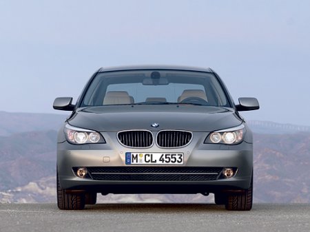 Описание BMW 5 Series Sedan