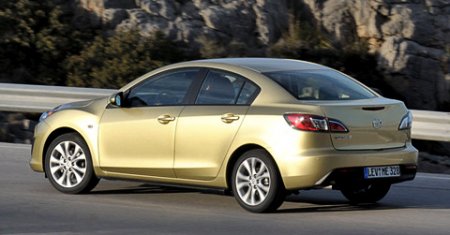 Описание Mazda 3 Sedan