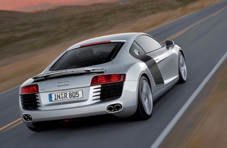 Описание Audi R8