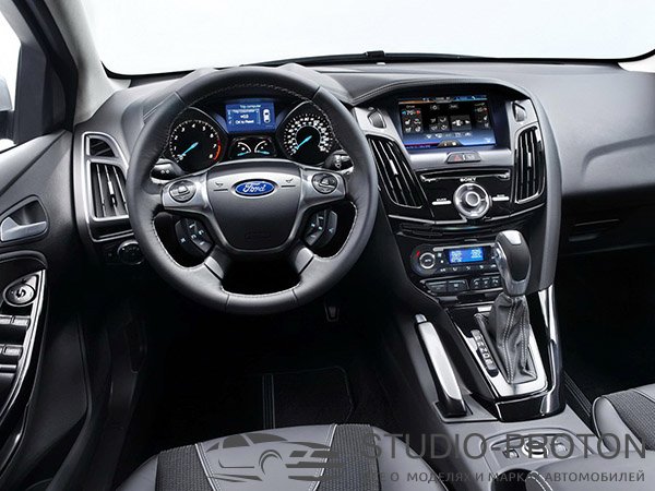 Интерьер Ford Focus третьего поколения