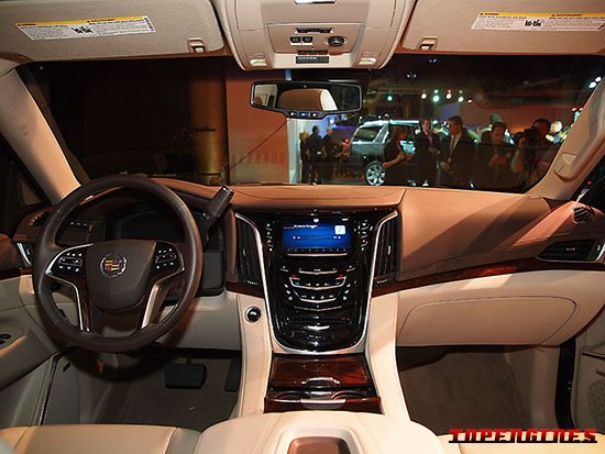 Cadillac Escalade 4-го поколения, роскошь и безопасность